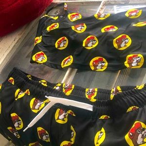 Buc-ee’s swim tank and trunks
